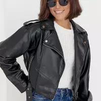 Женская куртка-косуха из кожзама - черный цвет, L (есть размеры)